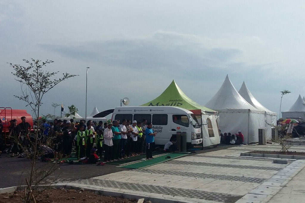 Mobile Masjid di 3rd Anniversary Bandar Udara Internasional Jawa Barat
