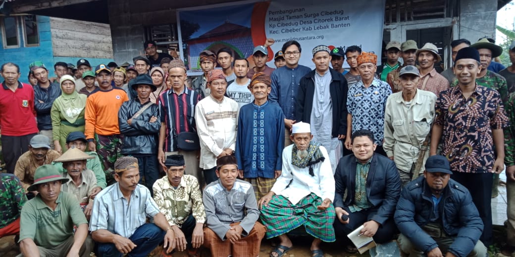 Mewujudkan Mimpi Masyarakat Pelosok Cibedug untuk Memiliki Masjid