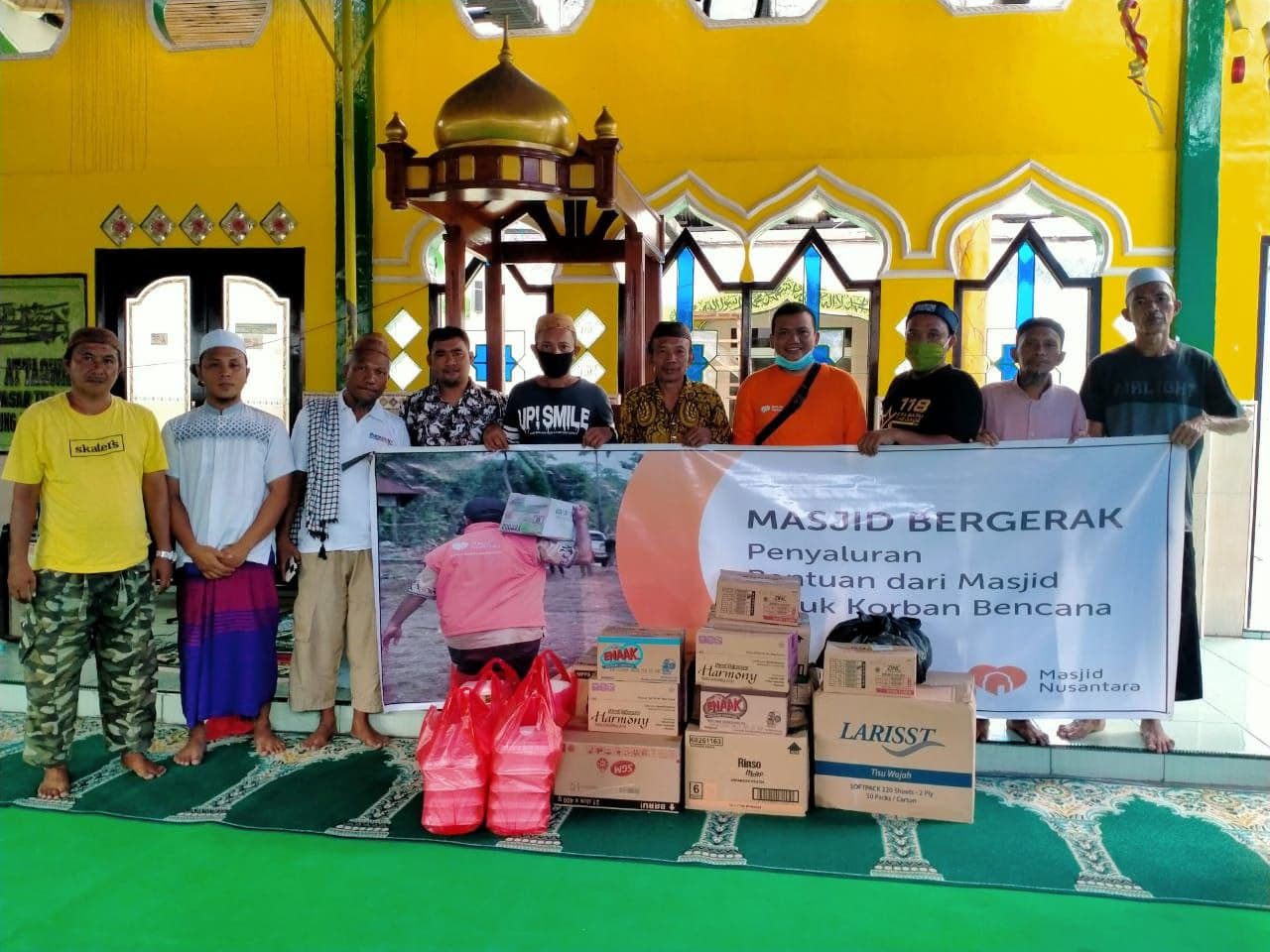 YMN Salurkan Bantuan untuk Korban Kebakaran Pasar Tua