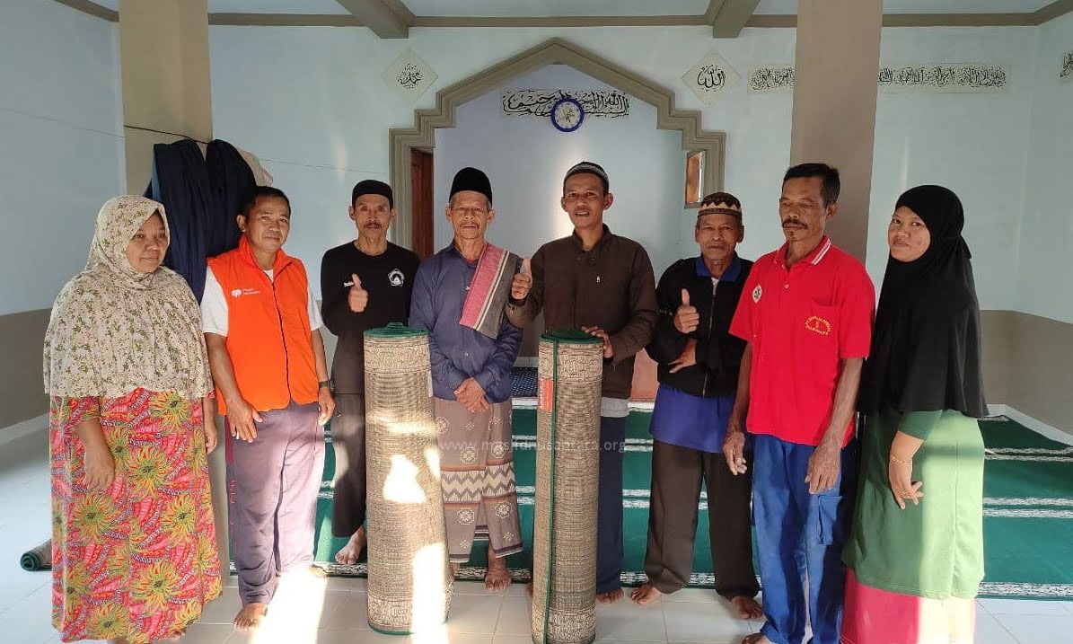 sedekah karpet masjid nusantara