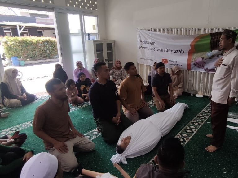 Mengurus Jenazah, Tugas Siapa?