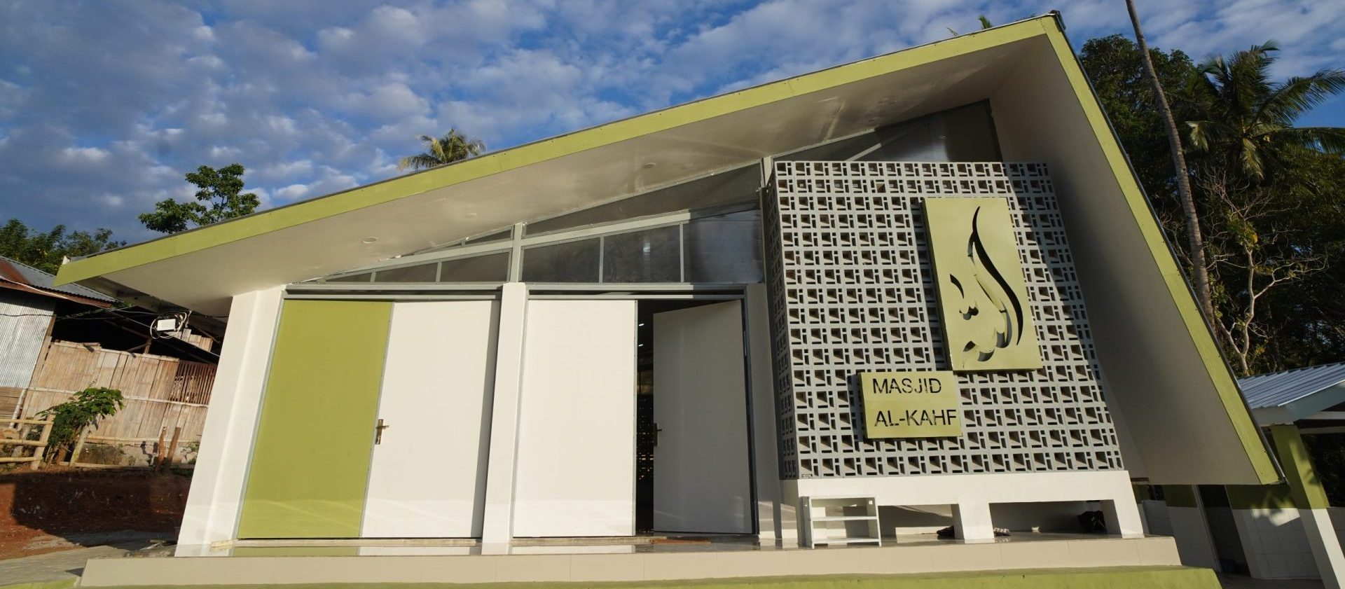Al Kahf, Masjid Ramah Lingkungan di Kampung Lempe