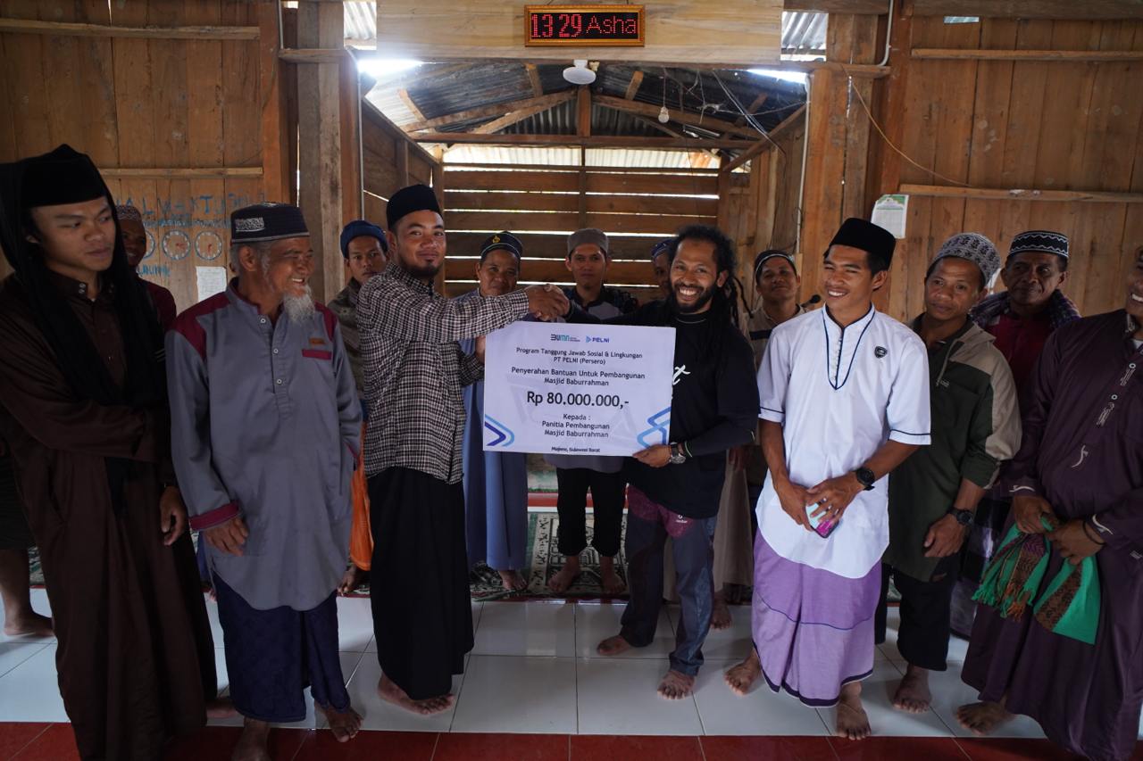 Penyerahan Donasi PT.PELNI Untuk Masjid Baburrahman