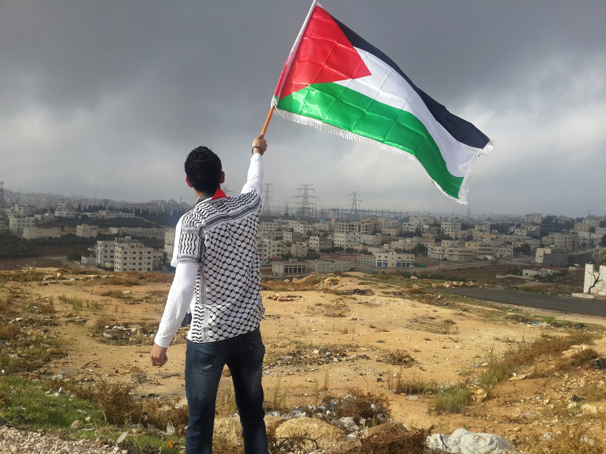 Sedekah Sebagai Tanda Cinta Kita Untuk Palestina